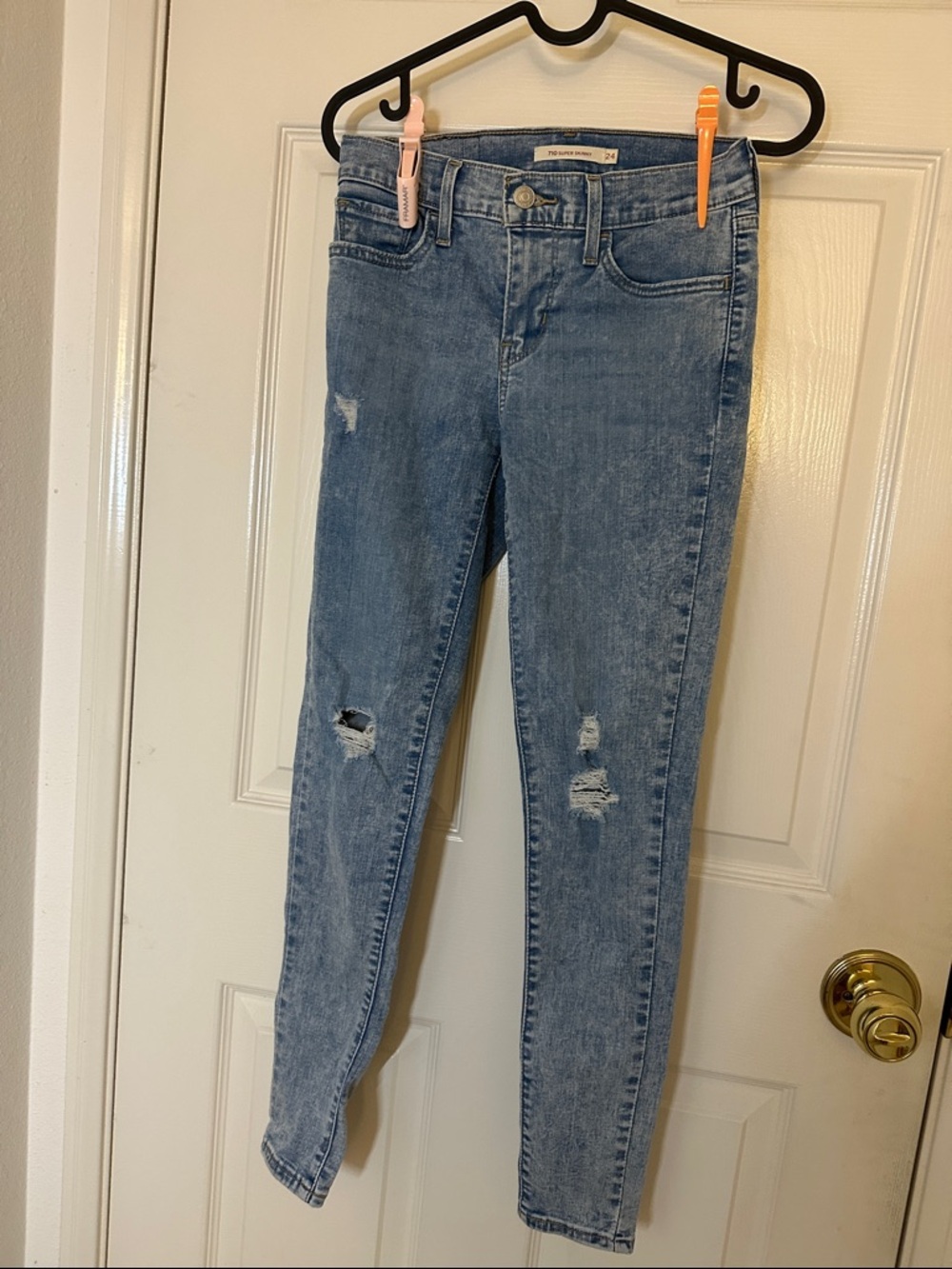 Levi's Light Blue Ripped Skinny Jeans